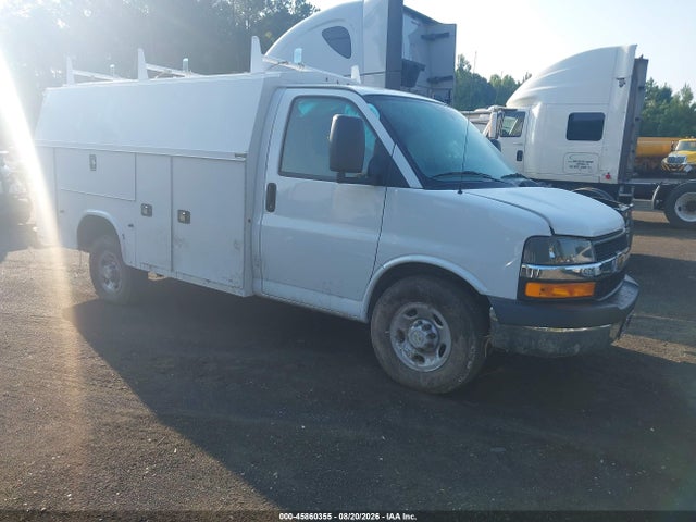 45860355 :رقم المزاد ، 1GB0GRF78R1255866 vin ، 2024 Chevrolet Express Cutaway Work Van مزاد بيع