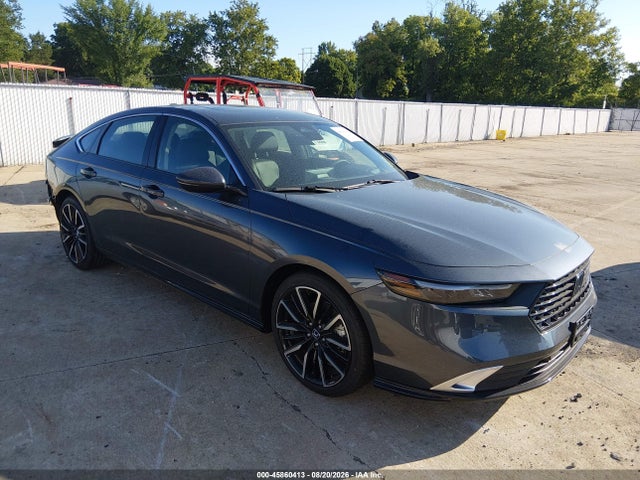 2026 Honda Accord Hybrid Touring მანქანა იყიდება აუქციონზე, vin: 1HGCY2F85TA029668, აუქციონის ნომერი: 45860413