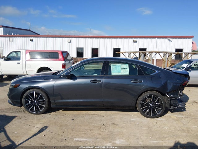 2026 Honda Accord Hybrid Touring მანქანა იყიდება აუქციონზე, vin: 1HGCY2F85TA029668, აუქციონის ნომერი: 45860413
