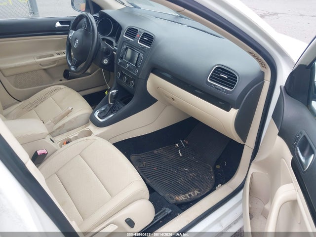2013 Volkswagen Jetta Sportwagen 2.0l Tdi მანქანა იყიდება აუქციონზე, vin: 3VWPL7AJ6DM620602, აუქციონის ნომერი: 45860437
