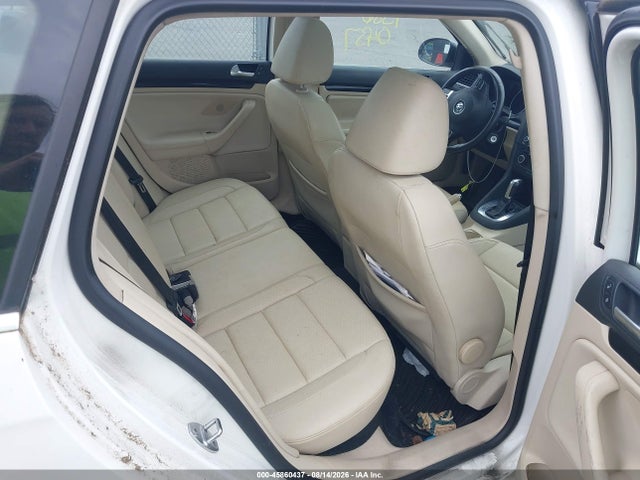 2013 Volkswagen Jetta Sportwagen 2.0l Tdi მანქანა იყიდება აუქციონზე, vin: 3VWPL7AJ6DM620602, აუქციონის ნომერი: 45860437