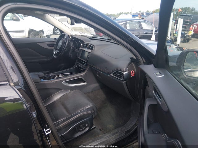 Продаж на аукціоні авто 2017 Jaguar F-pace 35t R-sport, vin: SADCL2BV1HA882430, номер лоту: 45860440