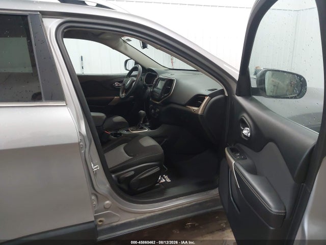 Продаж на аукціоні авто 2018 Jeep Cherokee Latitude 4x4, vin: 1C4PJMCB6JD559286, номер лоту: 45860462