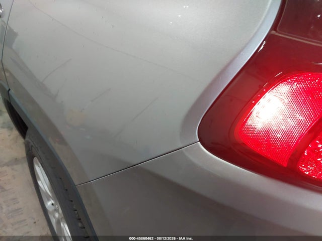Продаж на аукціоні авто 2018 Jeep Cherokee Latitude 4x4, vin: 1C4PJMCB6JD559286, номер лоту: 45860462