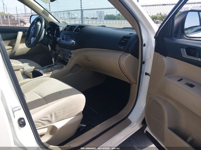2012 Toyota Highlander Base V6 მანქანა იყიდება აუქციონზე, vin: 5TDZK3EH9CS058658, აუქციონის ნომერი: 45860482