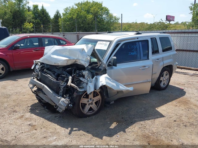 2010 Jeep Patriot Limited მანქანა იყიდება აუქციონზე, vin: 1J4NF4GB1AD519047, აუქციონის ნომერი: 45860486