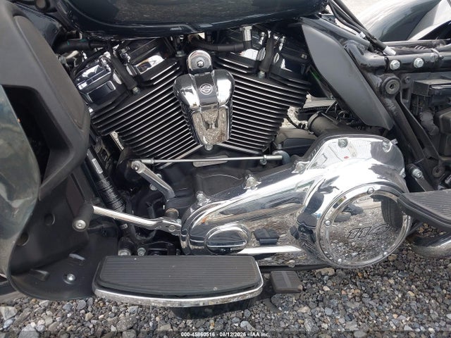 Harley-Davidson FLHTCUTG 2025 1HD1MAF18SB855324 Image 9