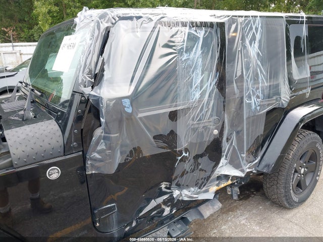 45860530 :رقم المزاد ، 1C4BJWEG8FL590521 vin ، 2015 Jeep Wrangler Unlimited Sahara مزاد بيع