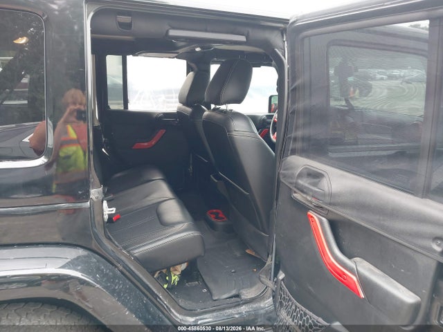 45860530 :رقم المزاد ، 1C4BJWEG8FL590521 vin ، 2015 Jeep Wrangler Unlimited Sahara مزاد بيع