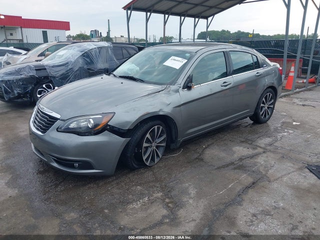 Продаж на аукціоні авто 2013 Chrysler 200 Touring, vin: 1C3CCBBG1DN736422, номер лоту: 45860533