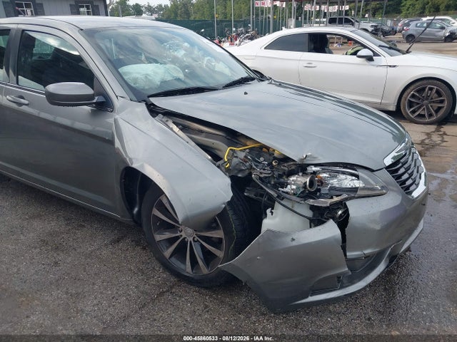 Продаж на аукціоні авто 2013 Chrysler 200 Touring, vin: 1C3CCBBG1DN736422, номер лоту: 45860533