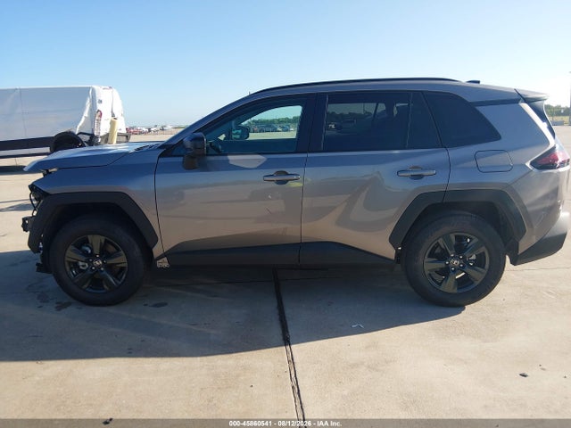 Toyota RAV4 LE 2026 2T36DRBV0TC008743 Image 14