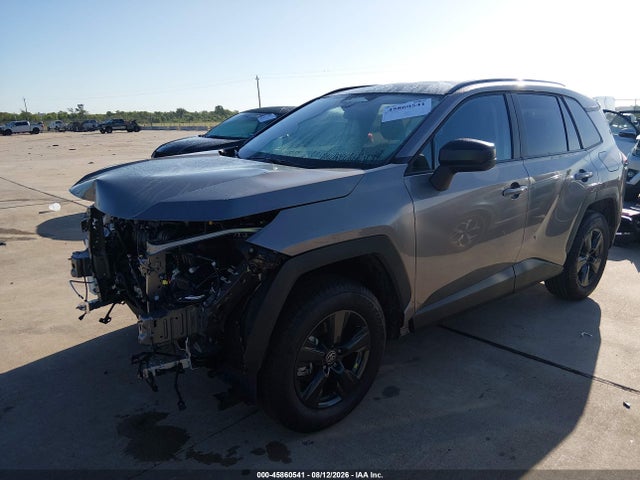 Toyota RAV4 LE 2026 2T36DRBV0TC008743 Image 2