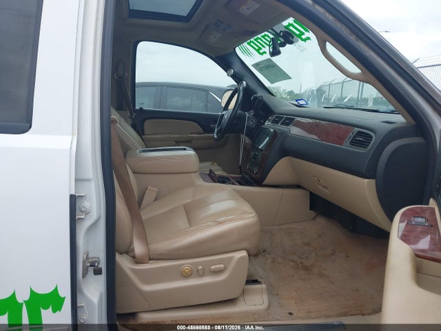 Продажа на аукционе авто 2007 Chevrolet Tahoe Ltz, vin: 1GNFK13057J373634, номер лота: 45860583