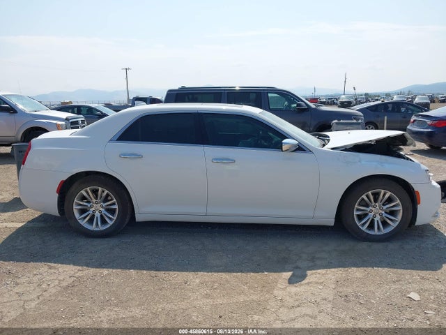 Chrysler 300C 2016 2C3CCAEG5GH243619 Image 13