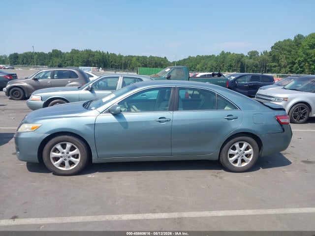 45860616 :رقم المزاد ، 4T1BF3EK1BU680713 vin ، 2011 Toyota Camry Le مزاد بيع