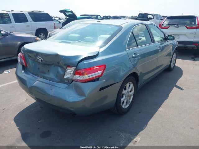 45860616 :رقم المزاد ، 4T1BF3EK1BU680713 vin ، 2011 Toyota Camry Le مزاد بيع