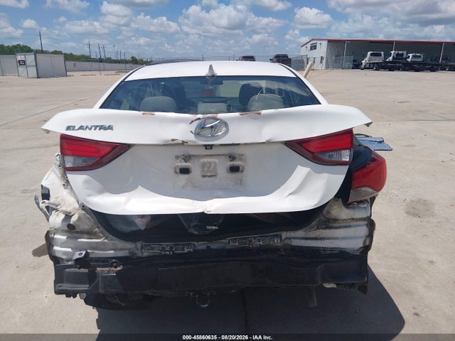 5NPDH4AE0EH475606 Hyundai ELANTRA SE