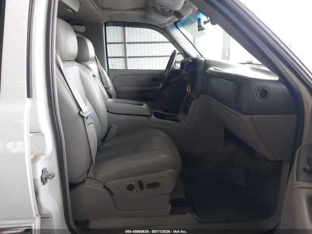 2005 Gmc Yukon Xl 2500 Slt მანქანა იყიდება აუქციონზე, vin: 3GKGC26U45G183311, აუქციონის ნომერი: 45860638