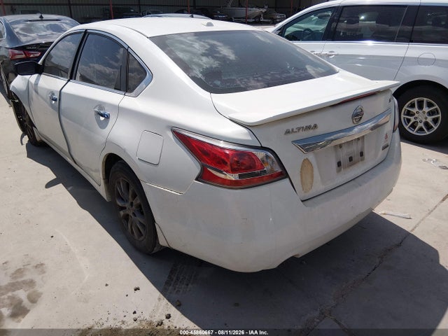 Продаж на аукціоні авто 2015 Nissan Altima 2.5 S, vin: 1N4AL3AP2FC469886, номер лоту: 45860667