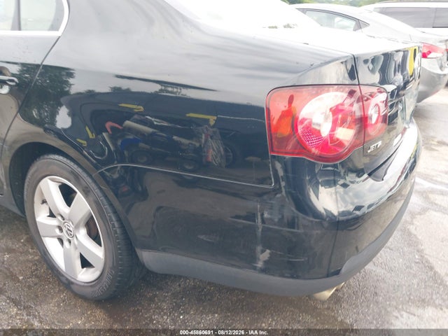 2009 Volkswagen Jetta Se/sel მანქანა იყიდება აუქციონზე, vin: 3VWRZ71K69M058675, აუქციონის ნომერი: 45860691