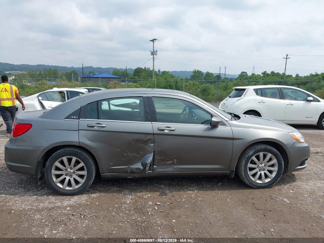 45860697 :رقم المزاد ، 1C3CCBBG3CN161139 vin ، 2012 Chrysler 200 Touring مزاد بيع