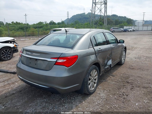 45860697 :رقم المزاد ، 1C3CCBBG3CN161139 vin ، 2012 Chrysler 200 Touring مزاد بيع
