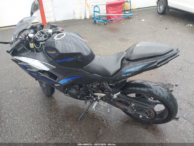 45860721 :رقم المزاد ، ML5EXGG16SDA42691 vin ، 2025 Kawasaki Ex500 مزاد بيع