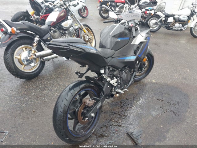 45860721 :رقم المزاد ، ML5EXGG16SDA42691 vin ، 2025 Kawasaki Ex500 مزاد بيع