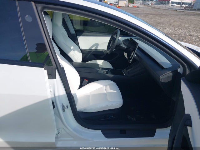 Продаж на аукціоні авто 2025 Tesla Model 3 Long Range Rear-wheel Drive/standard Rear-wheel Drive, vin: 5YJ3E1EA1SF980008, номер лоту: 45860730