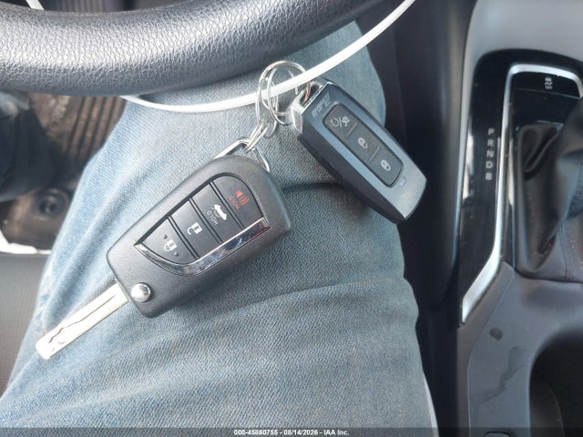5YFB4MDE8RP215879 Toyota COROLLA LE