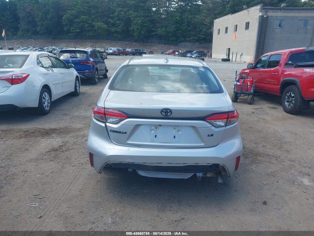 5YFB4MDE8RP215879 Toyota COROLLA LE