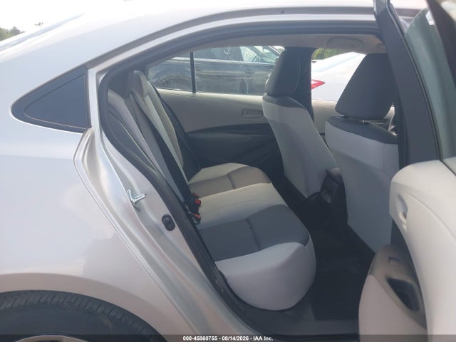 5YFB4MDE8RP215879 Toyota COROLLA LE