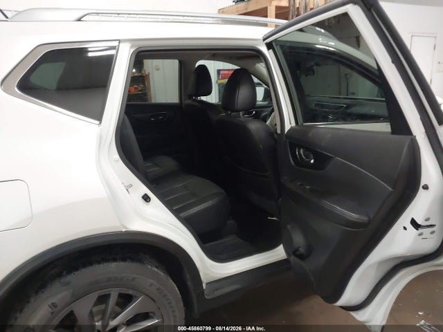 2016 Nissan Rogue Sl მანქანა იყიდება აუქციონზე, vin: 5N1AT2MV3GC779928, აუქციონის ნომერი: 45860799