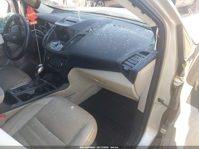45860809 :رقم المزاد ، 1FMCU0J90JUD25994 vin ، 2018 Ford Escape Titanium مزاد بيع