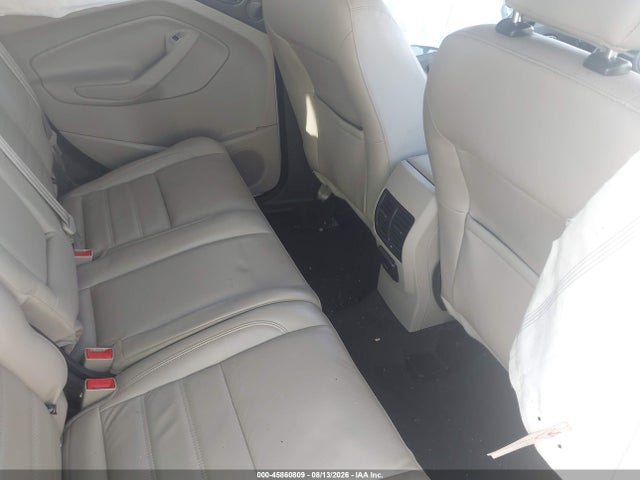 45860809 :رقم المزاد ، 1FMCU0J90JUD25994 vin ، 2018 Ford Escape Titanium مزاد بيع