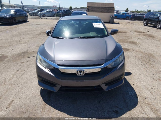 45860910 :رقم المزاد ، 2HGFC2F57JH566929 vin ، 2018 Honda Civic Lx مزاد بيع