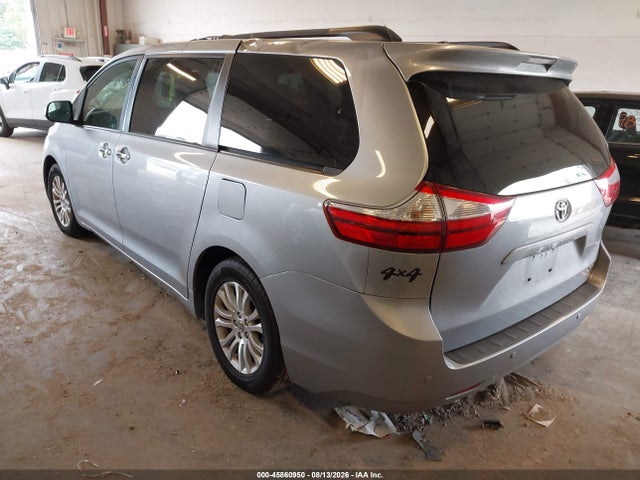 45860950 :رقم المزاد ، 5TDYZ3DCXHS799891 vin ، 2017 Toyota Sienna Xle Premium 8 Passenger مزاد بيع