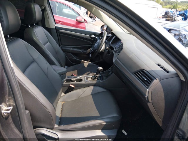 Продажа на аукционе авто 2020 Volkswagen Jetta 1.4t R-line/1.4t S/1.4t Se, vin: 3VWCB7BU4LM032335, номер лота: 45860955