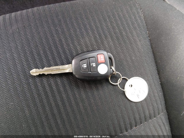 2018 Toyota Rav4 Le მანქანა იყიდება აუქციონზე, vin: 2T3BFREV7JW724698, აუქციონის ნომერი: 45861016