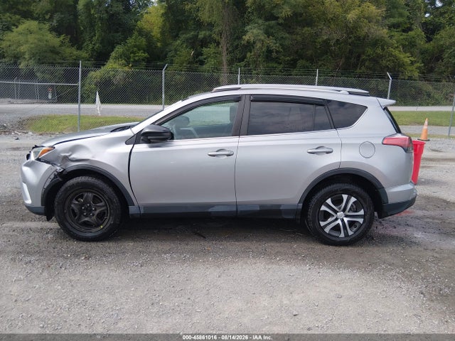 2018 Toyota Rav4 Le მანქანა იყიდება აუქციონზე, vin: 2T3BFREV7JW724698, აუქციონის ნომერი: 45861016