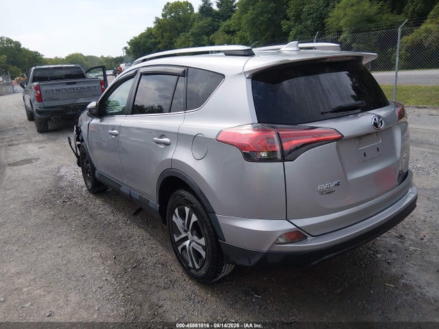 2018 Toyota Rav4 Le მანქანა იყიდება აუქციონზე, vin: 2T3BFREV7JW724698, აუქციონის ნომერი: 45861016