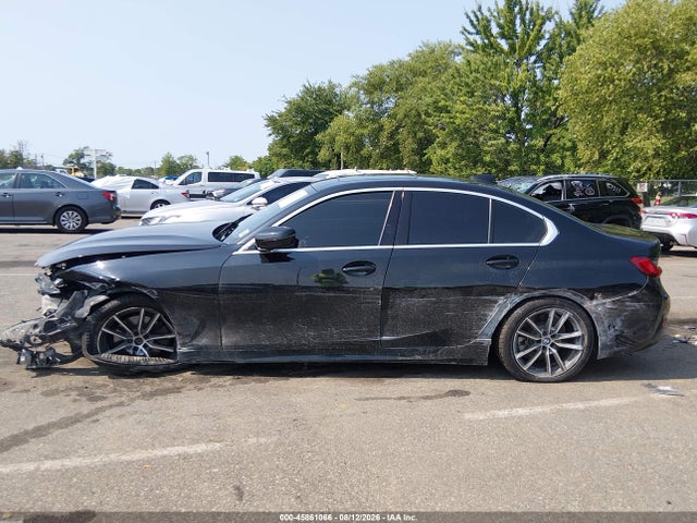 45861066 :رقم المزاد ، WBA5R7C54KAJ82601 vin ، 2019 Bmw 330i Xdrive مزاد بيع