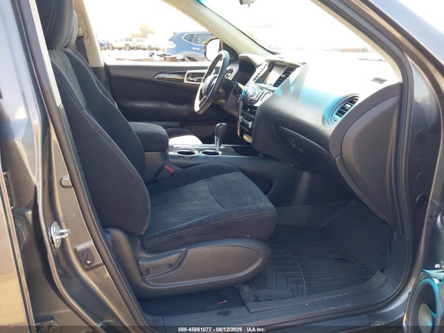 Продажа на аукционе авто 2016 Nissan Pathfinder S, vin: 5N1AR2MN4GC643337, номер лота: 45861077
