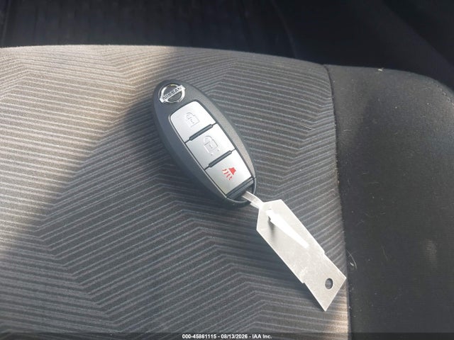 KNMAT2MV3GP649967 Nissan ROGUE SV
