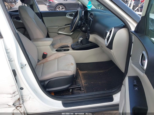 Продажа на аукционе авто 2022 Kia Soul Lx, vin: KNDJ23AU0N7830526, номер лота: 45861193