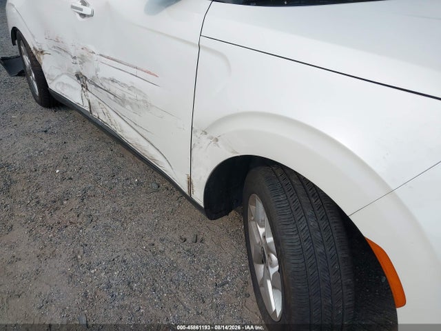 Продажа на аукционе авто 2022 Kia Soul Lx, vin: KNDJ23AU0N7830526, номер лота: 45861193
