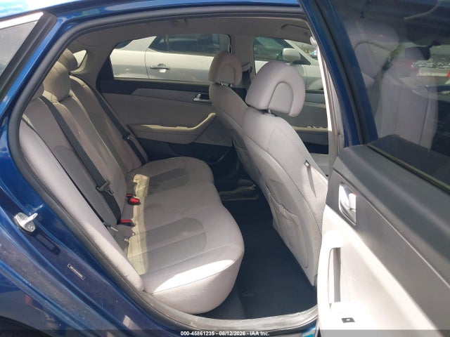 Hyundai Sonata 2016 5NPE24AF0GH400583 Image 8