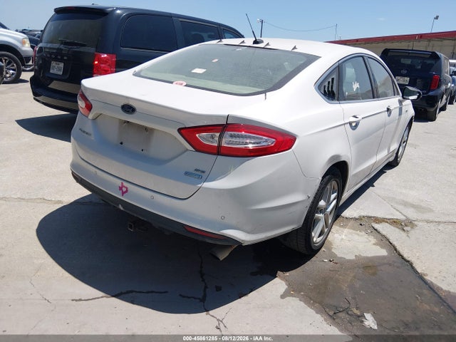 1FA6P0HD9G5132951 Ford FUSION SE