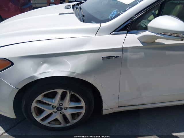 1FA6P0HD9G5132951 Ford FUSION SE